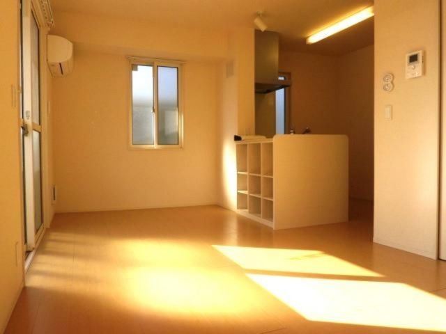 グランシエロの居間写真