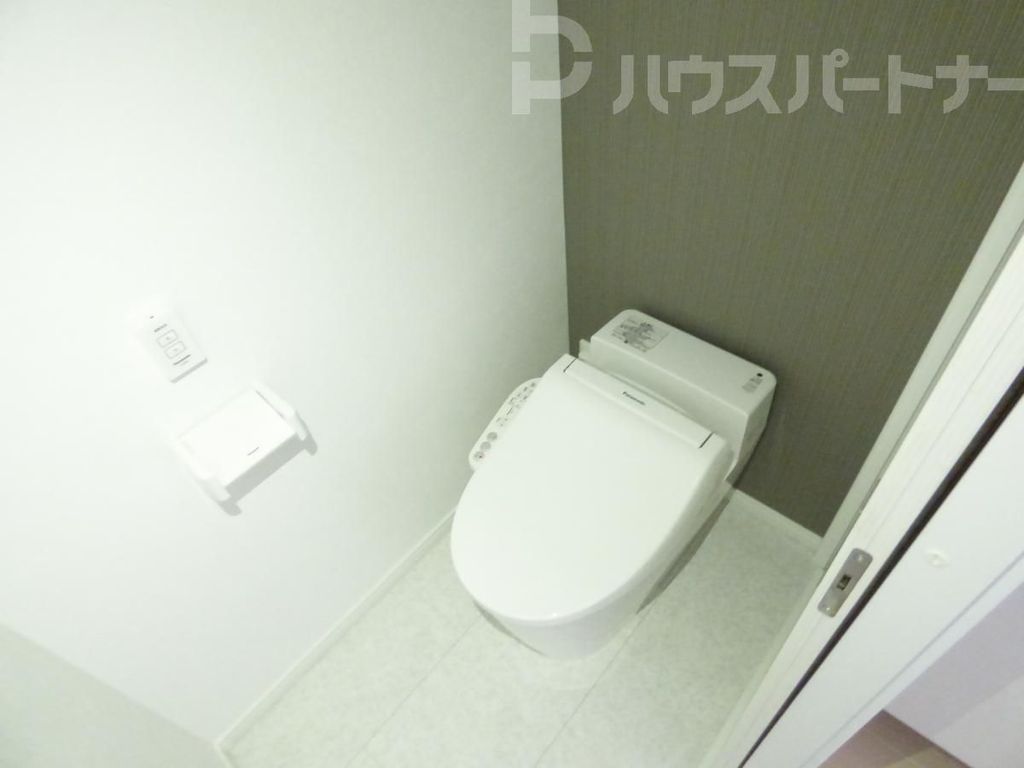 トイレ　※同施会社　参考画像※