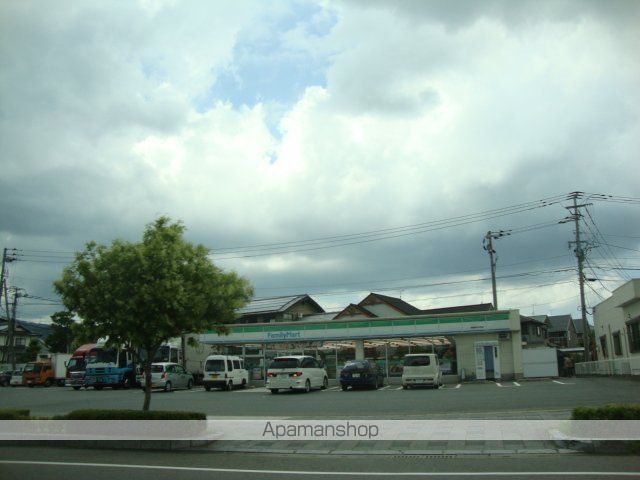 その他　ファミリーマート鳥栖弥生が丘店（その他）まで729m