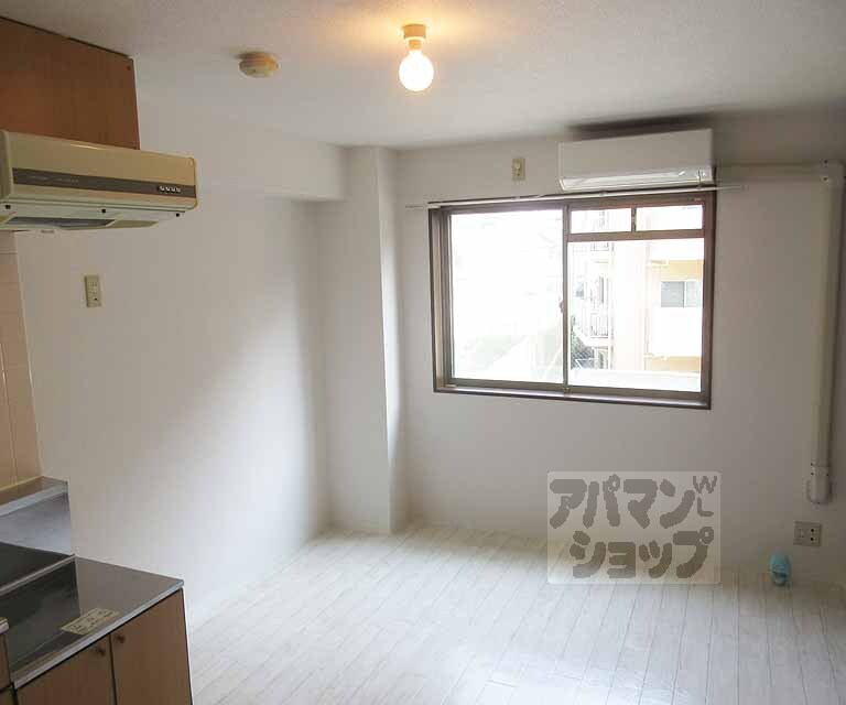 居室・リビング　キレイな御部屋です
