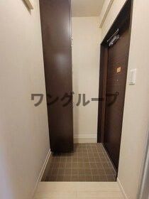 トワ ヴェール上野の玄関写真