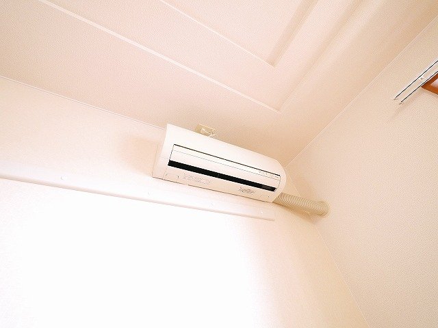 その他設備　エアコン付き