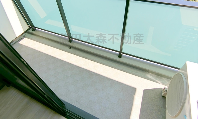 HY ́s briller大森北の内装写真