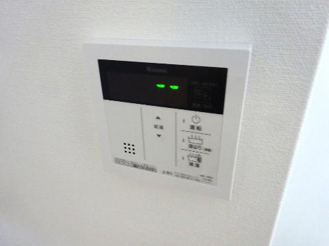 その他設備　給湯操作パネル