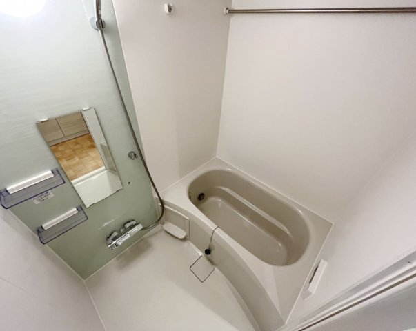 バス・シャワールーム　別部屋参考写真
