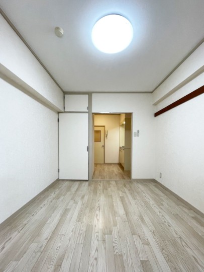 西鉄天神大牟田線 西鉄平尾駅 徒歩10分 11階建 築42年の内装写真