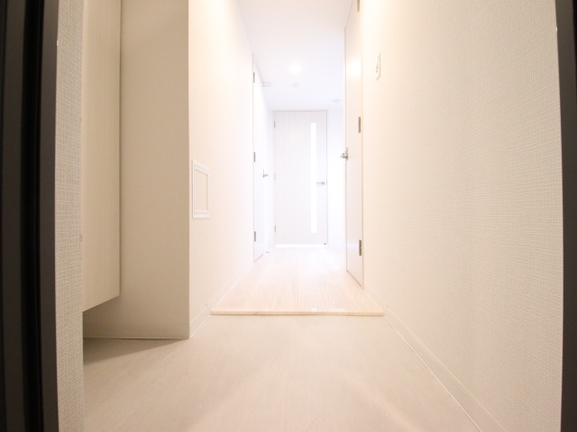 玄関　※別室の参考写真の為、現況優先です。