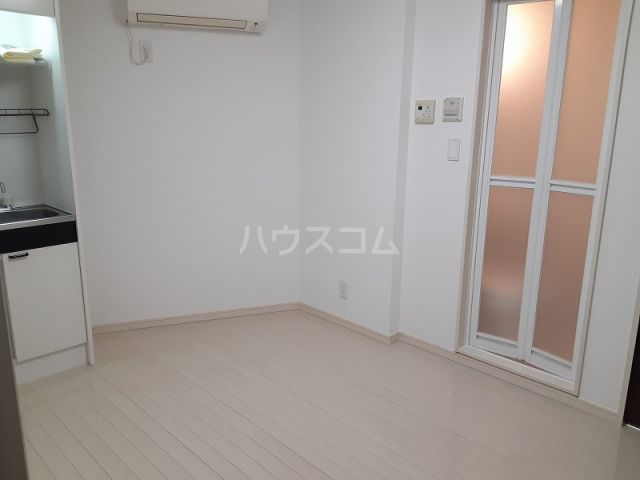 KKハウス北千住の居間写真