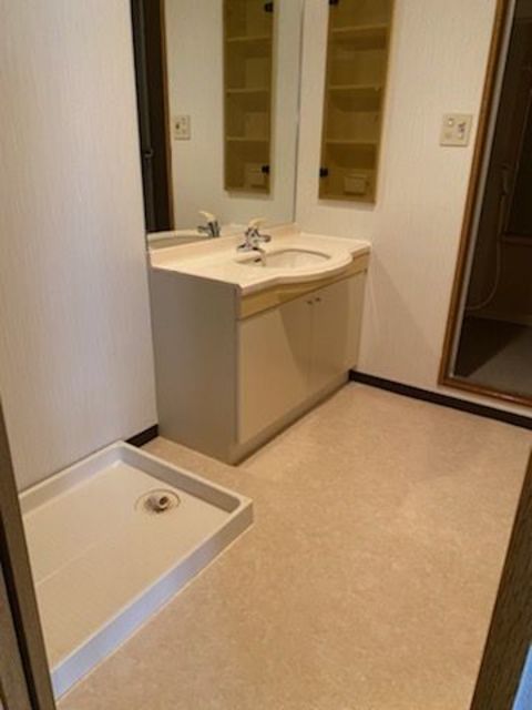 洗面設備　前回入居前の写真です