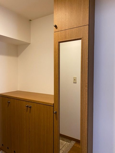 玄関　前回入居前の写真です