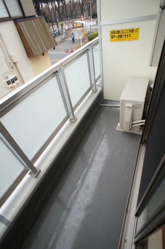 ブルーライン 岸根公園駅 徒歩5分 3階建 築8年の内装写真