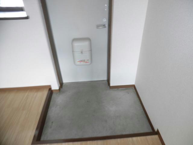 五個荘3軒の玄関写真