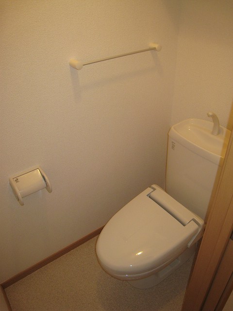 カシミールBのトイレ写真