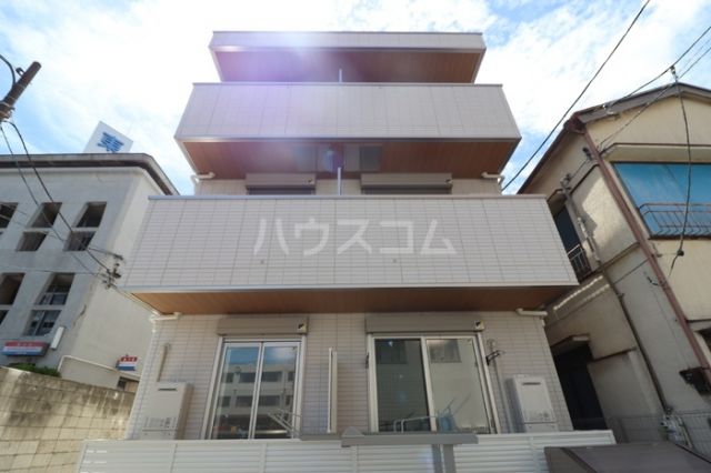 アヴァンスお花茶屋の外観写真