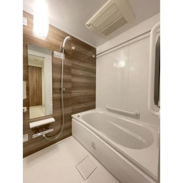 バス・シャワールーム　※写真は同タイプ住戸です。