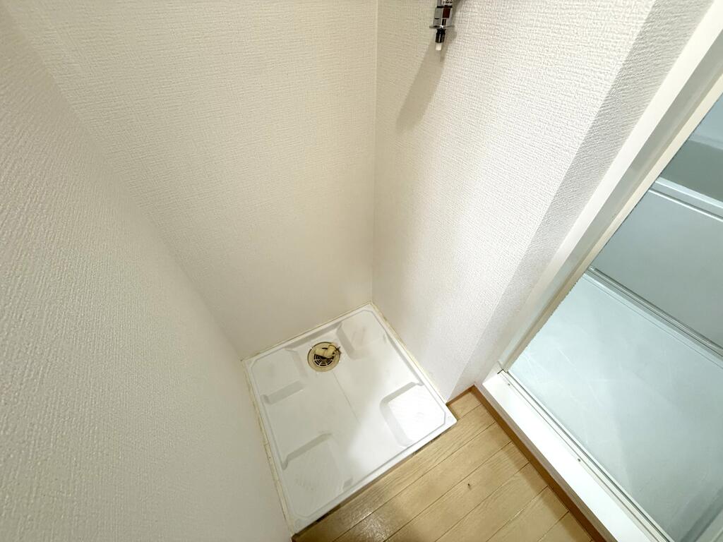 その他設備　防水パン付きの室内洗濯機置き場完備♪（同仕様画像）