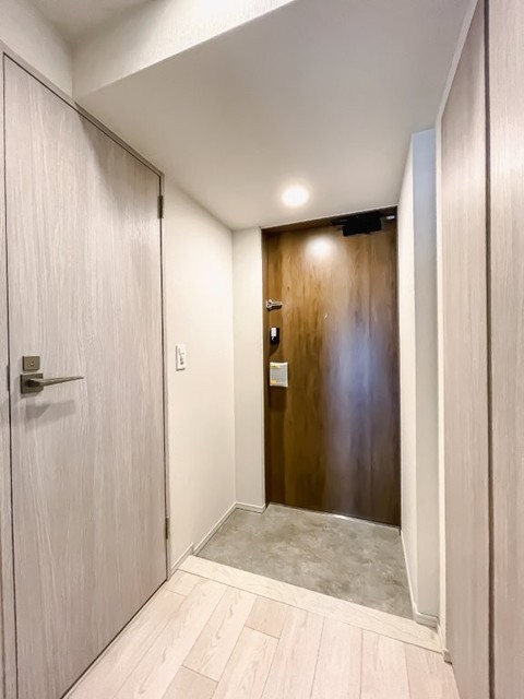 玄関　※写真は同タイプ住戸です。