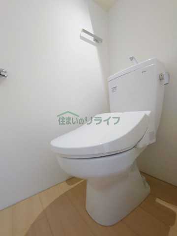 トイレ　LEGALAND神楽坂北