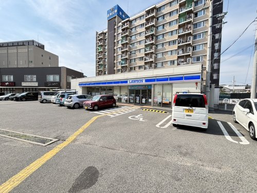 コンビニ　ローソン JR東岸和田駅前店（コンビニ）まで527m