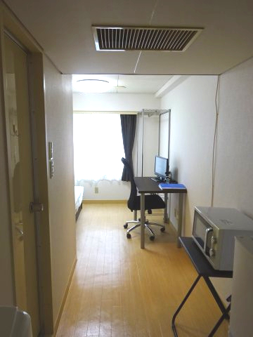 居室・リビング　室内