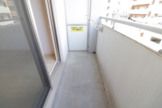 バルコニー　※別部屋の写真です
