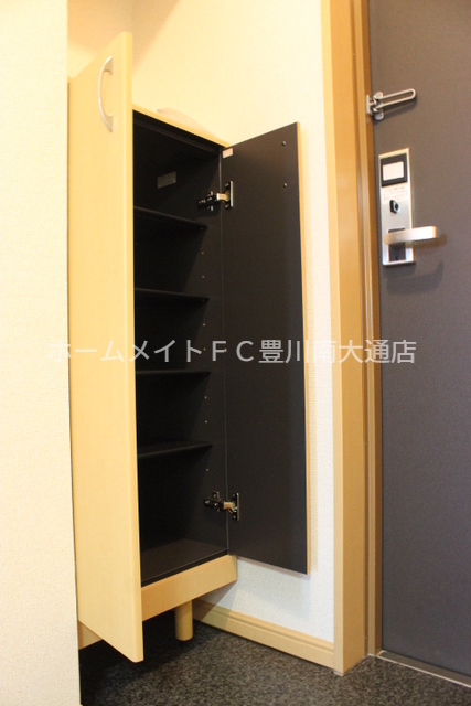 その他設備　シューズボックス