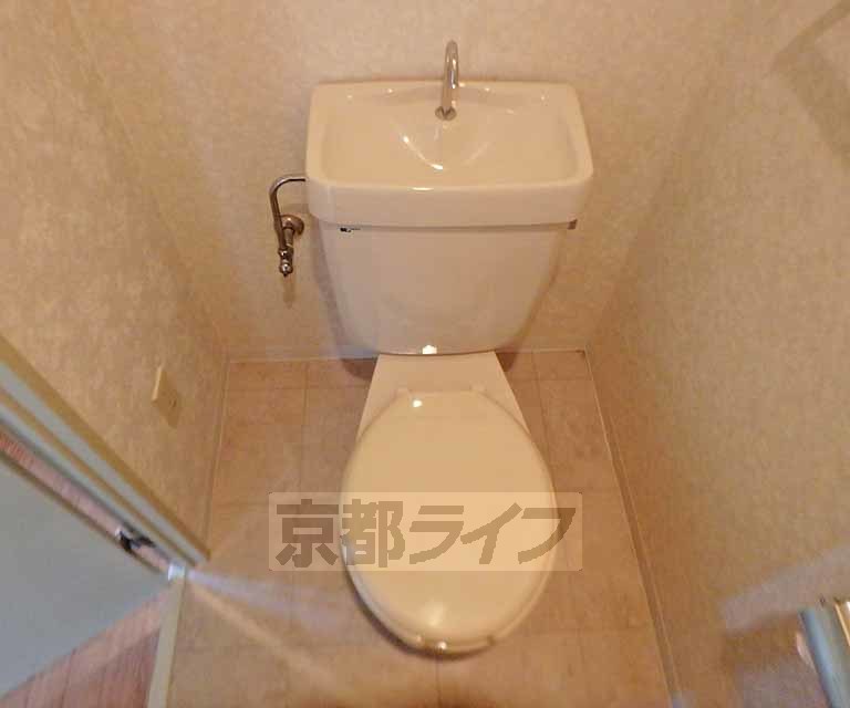 トイレ　シンプルで使いやすいトイレスペース