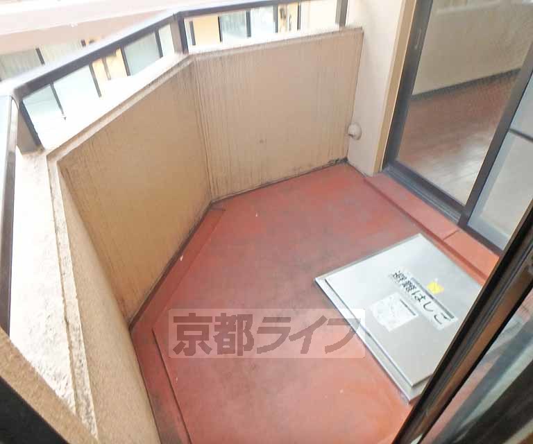 バルコニー　３階ベランダです