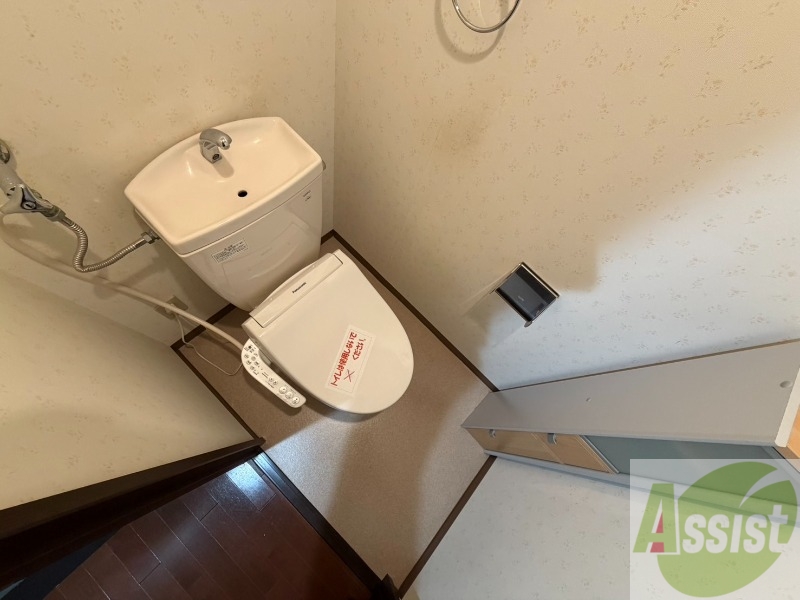 トイレ　トイレです。ウォシュレット付を探している方、おすすめです！