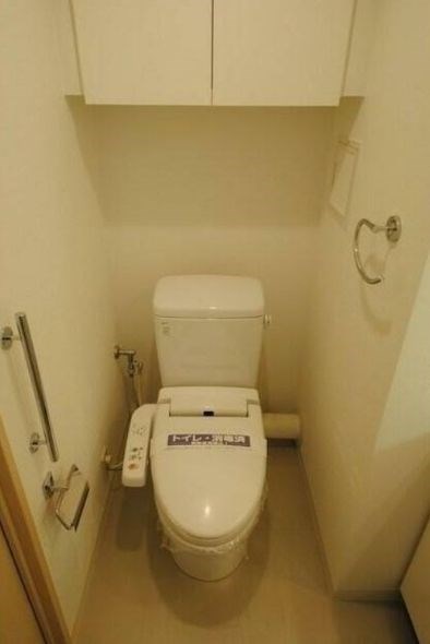 トイレ　別号室参考写真