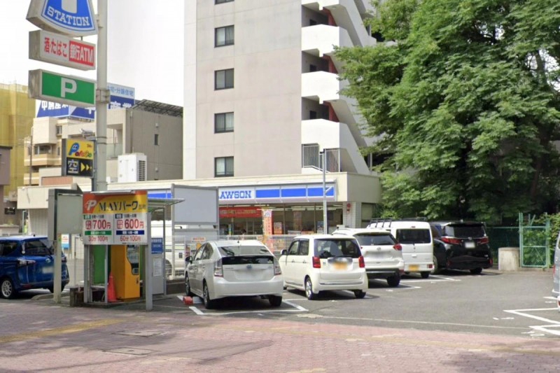 コンビニ　ローソン 中区瓦町店（コンビニ）まで194m