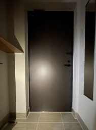 玄関　別部屋参照