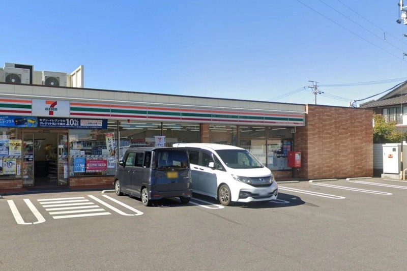 コンビニ　セブンイレブン 半田住吉町店（コンビニ）まで284m