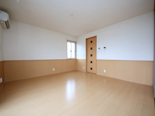 J-Room妃 Aの居間写真