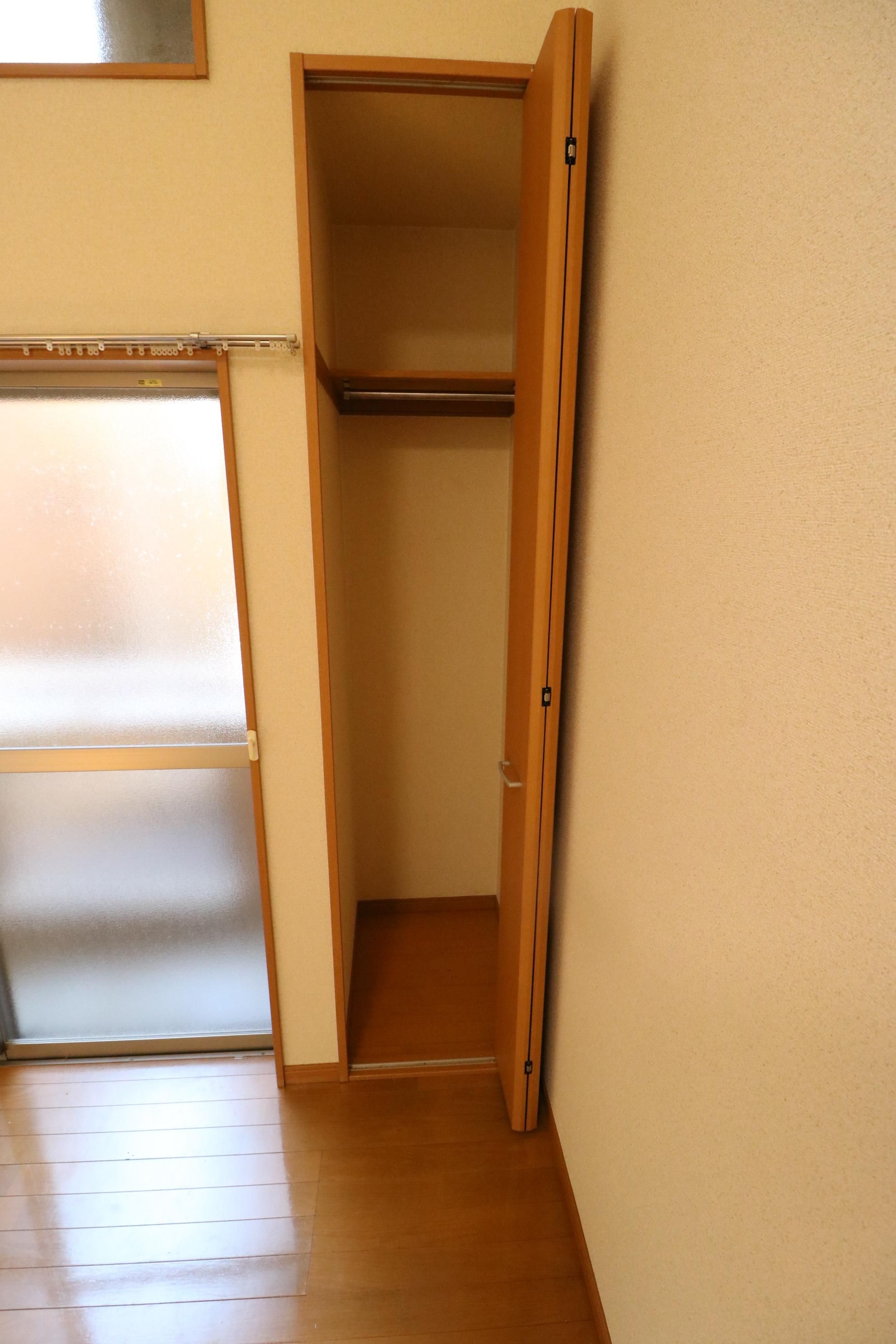 収納　お荷物の少ない方におススメです☆