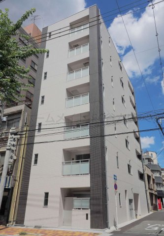 大阪市中央区日本橋のマンションの建物外観