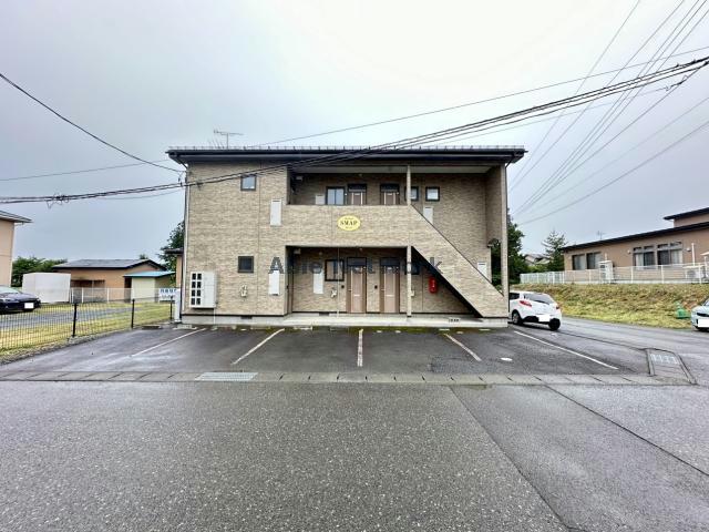 【紫波郡紫波町桜町のアパートの駐車場】