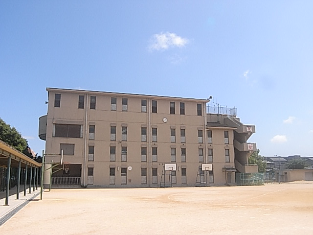 【清香マンションの小学校】