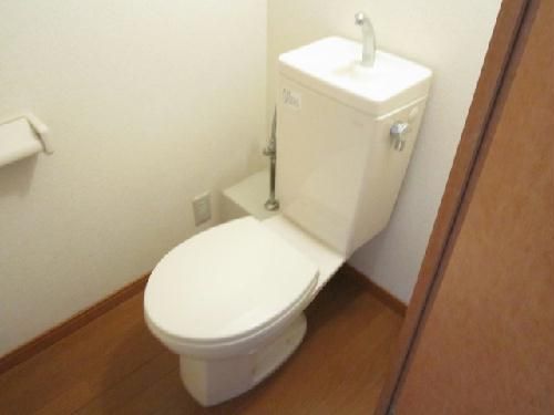 【真岡市長田のアパートのトイレ】