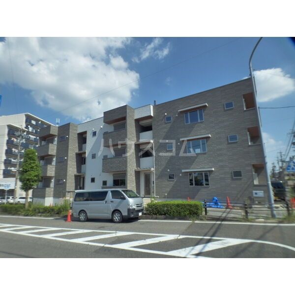 Ｃｅｄｒｅ桜木町の建物外観