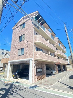 パルコーポ新宮の建物外観