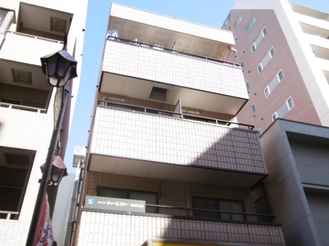 川崎市幸区中幸町のマンションの建物外観