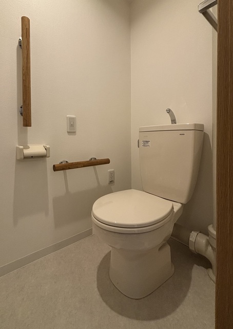 トイレ　トイレ