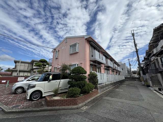 【エトワール住吉の駐車場】