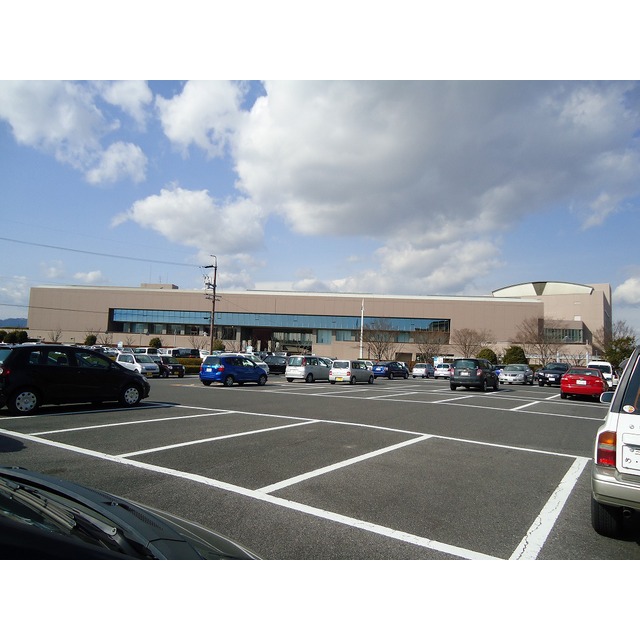 レンタルビデオ　ゲオ三重大学前店（レンタルビデオ）まで1855m