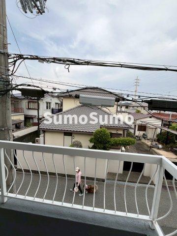 トイレ　落ち着いた色調のトイレです