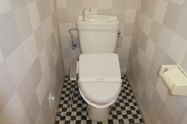 トイレ　ウォシュレット