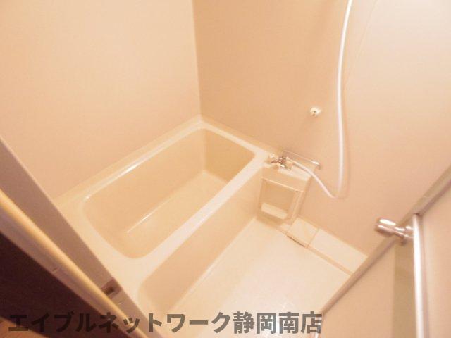 バス・シャワールーム　日々の暮らしに欠かせないお風呂です