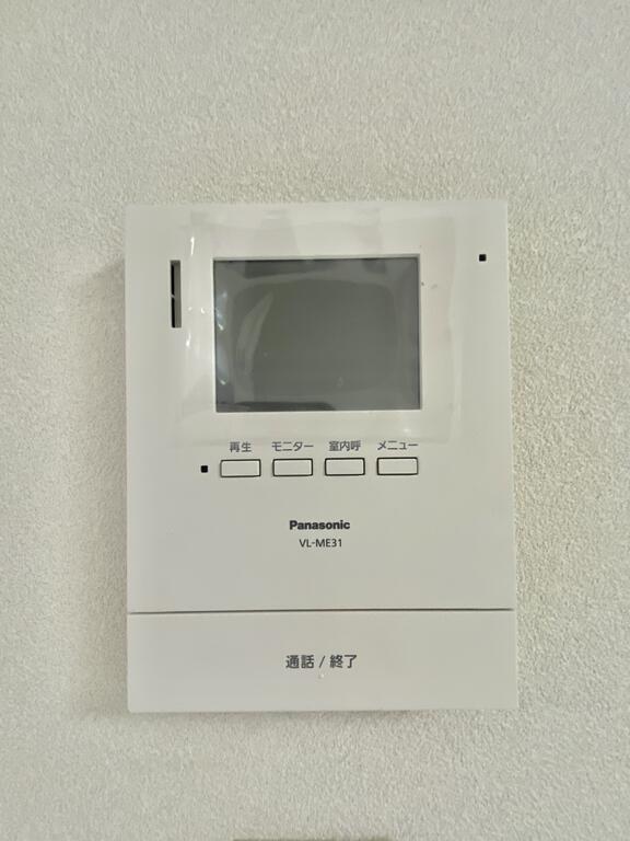 セキュリティ　TVモニター付きのインターホン