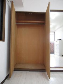 　収納　ＣＬ（開）